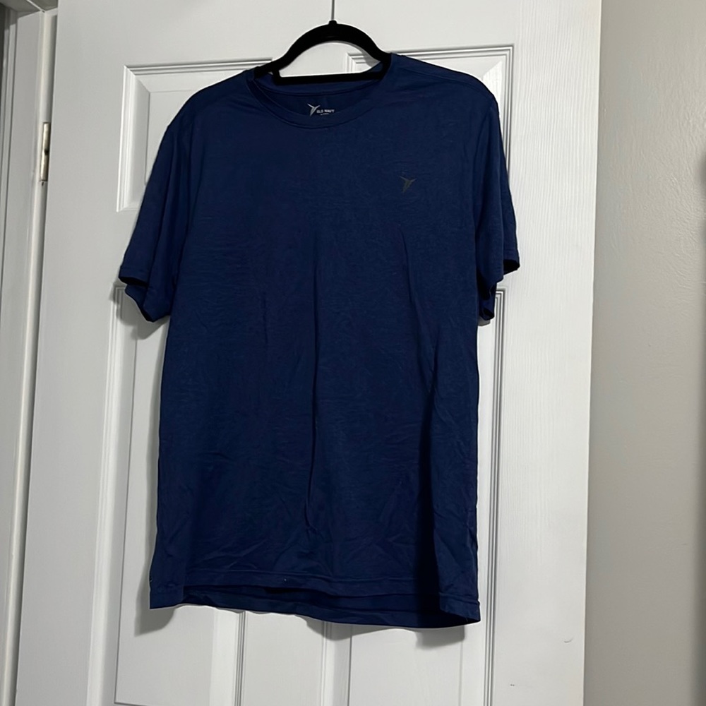 Old Navy Active Go-Dry T-shirt XL